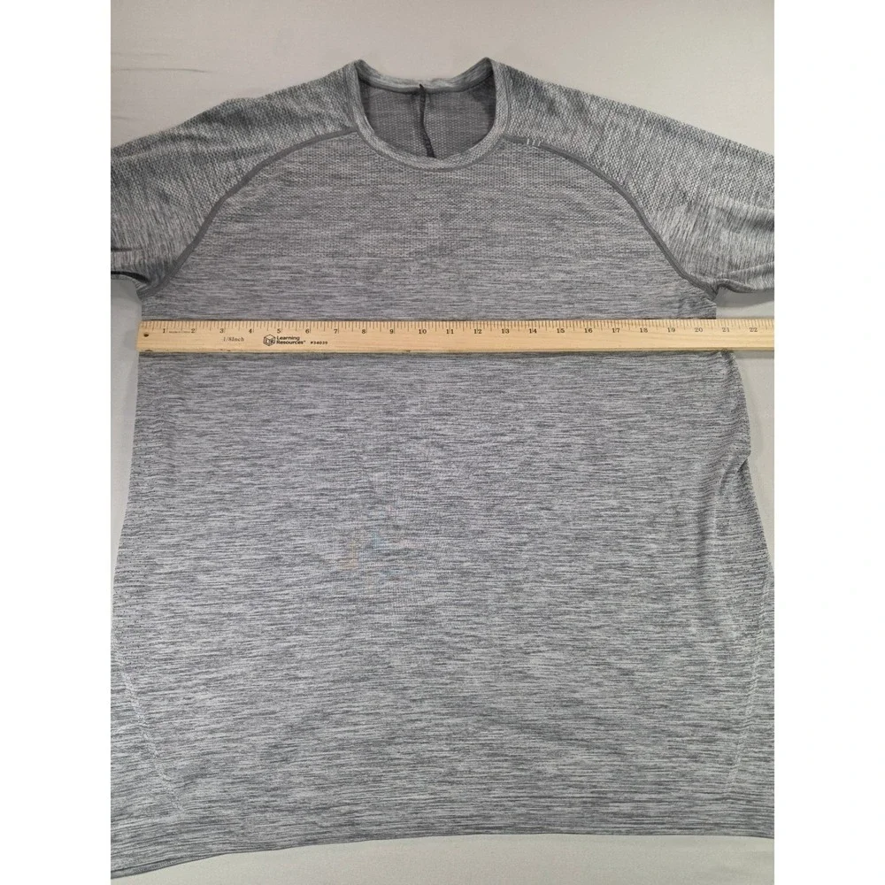 Lululemon Metal Vent Tech Long Sleeve Shirt Mens Large Gray Space Dye Workout